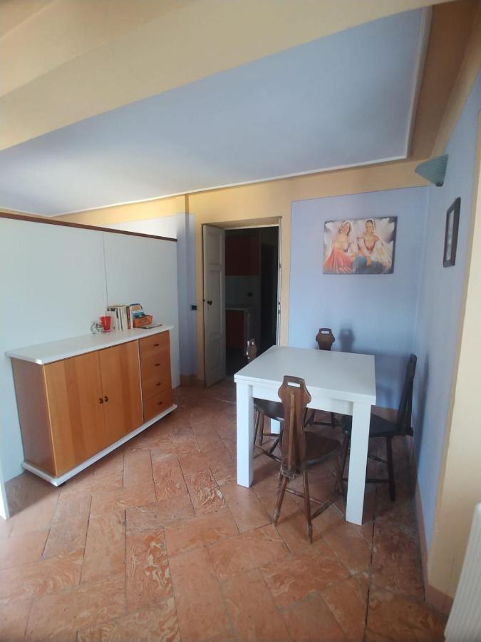 Appartamento Incantevole Ad Armeno ภายนอก รูปภาพ